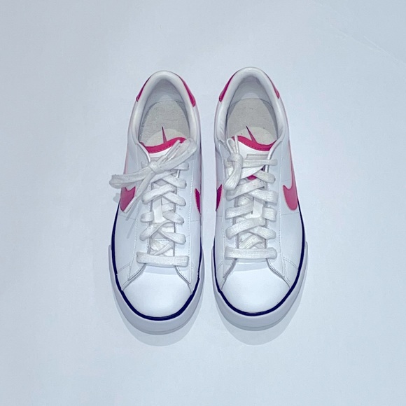 Nike - Sweet Classic Leather Women’s Shoes - Picture 3 of 9